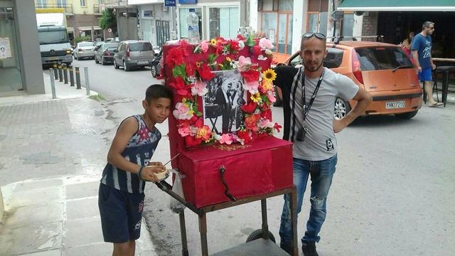 ΑΛΙΒΕΡΙ: Μια λατέρνα γύρισε πίσω το χρόνο