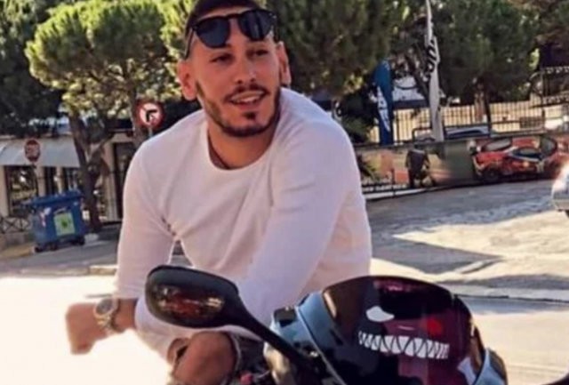 Νεκρός 28χρονος στην άσφαλτο - Η μηχανή του συγκρούστηκε με smart (Video)