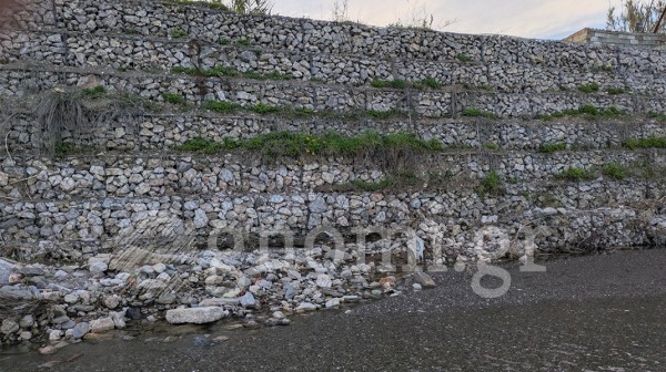 ΣΑΡΑΝΤΑΠΟΤΑΜΟΣ - ΚΑΛΛΙΘΕΑ ΑΜΑΡΥΝΘΟΥ: Καταρρέουν τα συρματοπλέγματα
