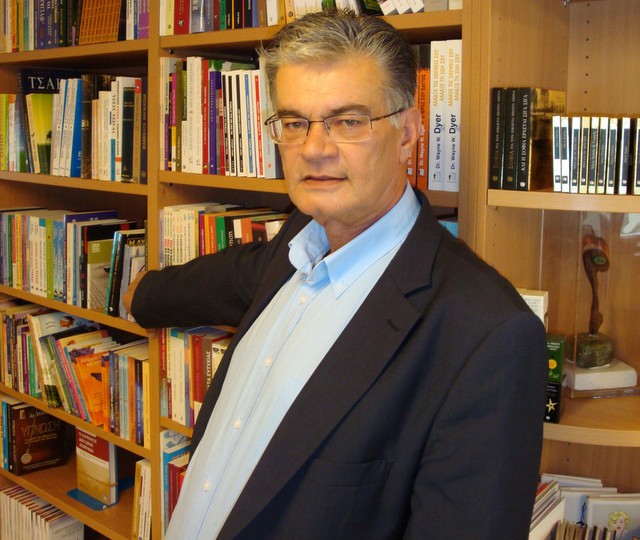 Έφυγε από την ζωή ο Δημήτρης Μπατσακούτσας