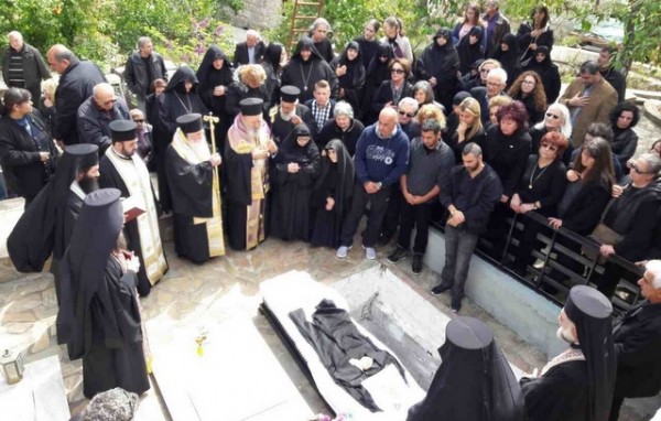 Εκοιμήθη η ηγουμένη της ιερής Μονής Περιβλέπτου Πολιτικών