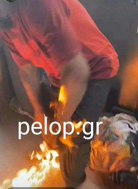 Αδιανόητο: Τον ανάγκασαν να πει τα κάλαντα γονατιστός και του έβαλαν φωτιά!