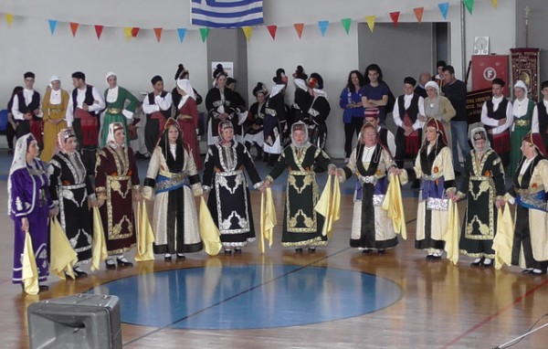 Τι έγινε στο φεστιβάλ παραδοσιακών χορών στους Καθενούς