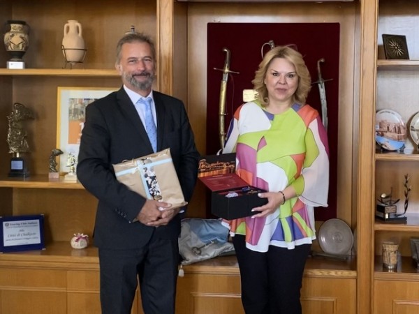 Με τον Πρέσβη της Ουγγαρίας στην Ελλάδα συναντήθηκε η Δήμαρχος Χαλκιδέων