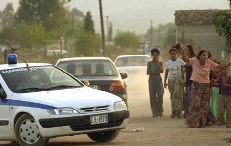 Έπιασαν συμμορία τσιγγάνων που έκανε επιθέσεις σε οδηγούς
