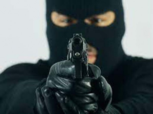 ΑΜΑΡΥΝΘΟΣ: Ληστεία στο υποκατάστημα των ΕΛΤΑ