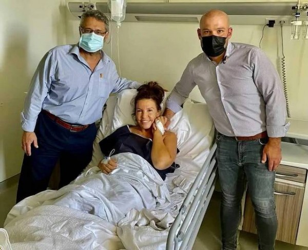 Βάνα Μπάρμπα: Η φωτογραφία μέσα από το νοσοκομείο και το μήνυμά της στους γιατρούς