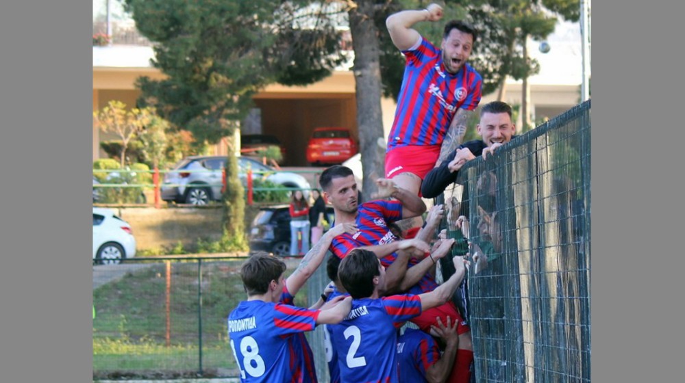 ΠΡΟΠΟΝΤΙΔΑ-ΑΝΑΓΕΝΝΗΣΗ ΜΑΝΤΟΥΔΙΟΥ 2-1: Οι άνθρωποι έχουν το κοκαλάκι της νυχτερίδας - Απίστευτη νίκη και απίθανες δηλώσεις του Αυλωνίτη