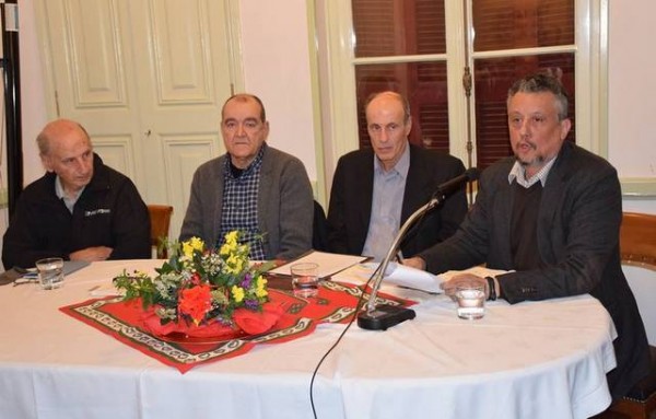 Πλήθος κόσμου και συγκίνηση στην παρουσίαση των δύο νέων βιβλίων του Ν.Δ. Τριανταφυλλόπουλου