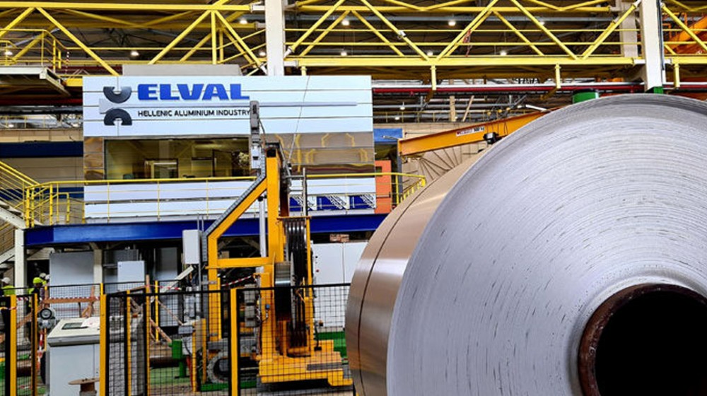 ΟΙΝΟΦΥΤΑ: Σοβαρό εργατικό ατύχημα στις εγκαταστάσεις της ΕΛΒΑΛ – Τραυματίστηκε βαριά εργαζόμενος