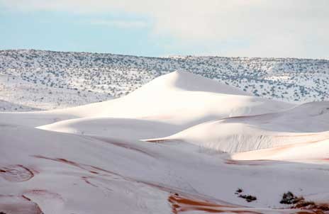 Η έρημος Σαχάρα ...στα λευκά!