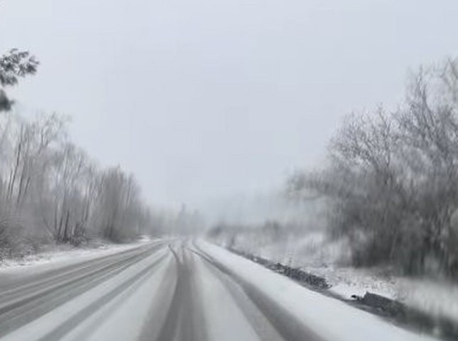 ΔΗΜΟΣ ΙΣΤΙΑΙΑΣ-ΑΙΔΗΨΟΣ ΚΑΚΟΚΑΙΡΙΑ ΜΠΑΡΜΠΑΡΑ: Άσπρισαν τα ορεινά χωριά