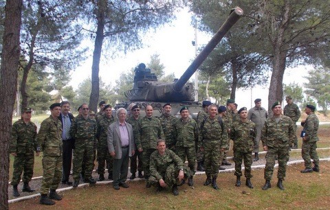 Εκπαίδευση στο Πυροβολικό για τους έφεδρους αξιωματικούς της Εύβοιας