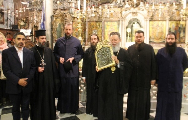 Με τη συμμετοχή 700 προσκυνητών πραγματοποιήθηκε η εκδρομή στην Τήνο