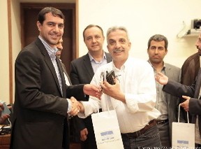 Συνάντηση Αναγνωστάκη με πέντε βουλευτές του Ιράν