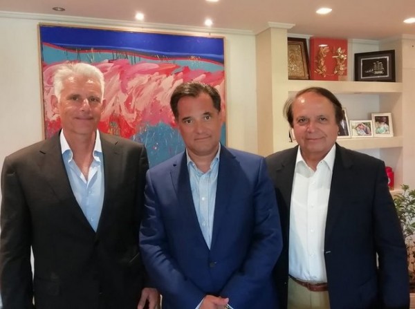 Ο Σπύρος Πνευματικός επισκέφτηκε τον Άδωνι Γεωργιάδη