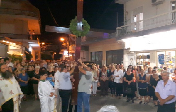 Σταυρός ύψους δύο μέτρων στο Γυμνό για την γιορτή υψώσεως του Τιμίου Σταυρού