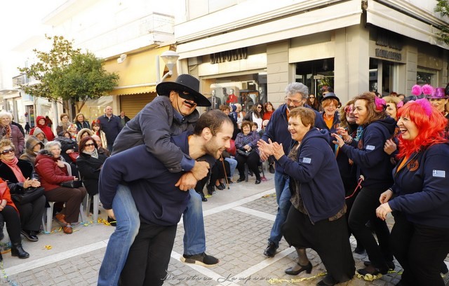 ΑΛΙΒΕΡΙ: Χοροί, τραγούδια και αποκριάτικα δρώμενα από το Σύλλογο Γυναικών