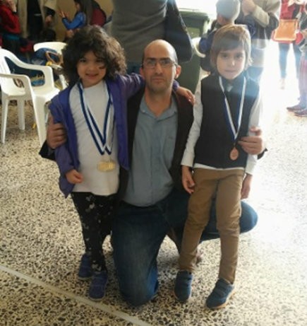 Σκακίστριες από κούνια πήραν χρυσό μετάλλιο στο πρωτάθλημα σχολείων