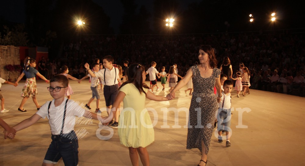 ΣΥΛΛΟΓΟΣ Τ' ΑΛΩΝΑΚΙ: Χορευτικός σεισμός στη Χαλκίδα (VIDEO)