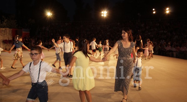ΣΥΛΛΟΓΟΣ Τ' ΑΛΩΝΑΚΙ: Χορευτικός σεισμός στη Χαλκίδα (VIDEO)