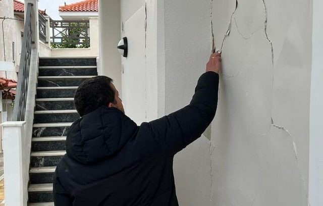 ΣΕΙΣΜΟΣ ΨΑΧΝΑ ΕΥΒΟΙΑ: Κρίθηκαν μη κατοικήσιμα 25 κτήρια συνολικά - Συνεχίζονται οι αυτοψίες από μηχανικούς
