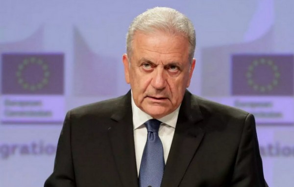 Ζήτησε έρευνα η Κομισιόν για τυχόν εμπλοκή του Δημήτρη Αβραμόπουλου στο σκάνδαλο με το Κατάρ