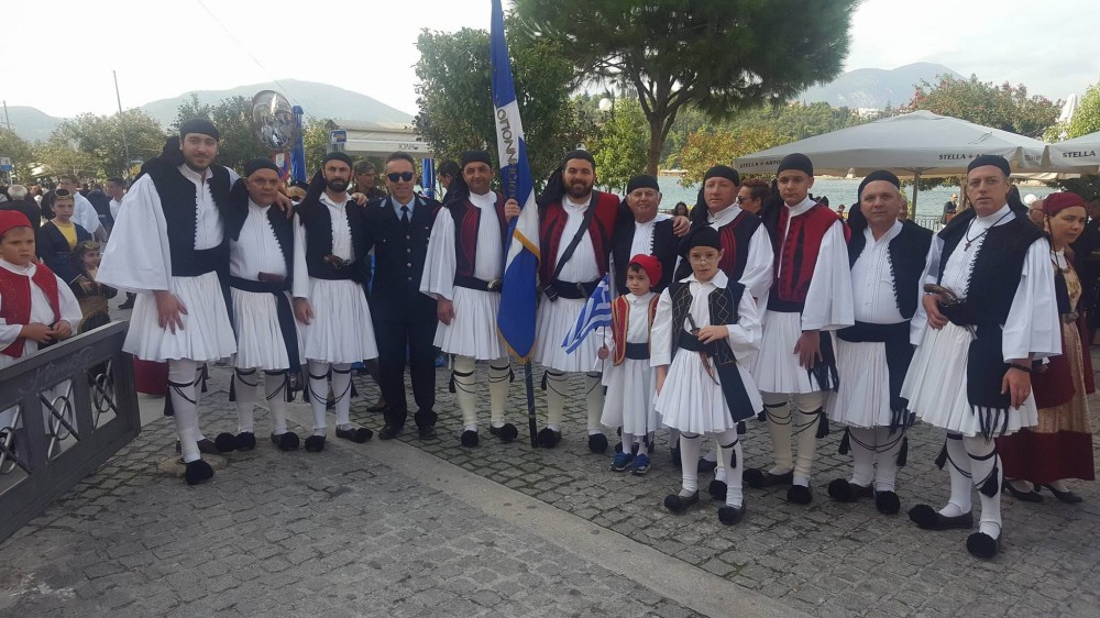 Πελοποννήσιοι: Έδωσαν δυναμικό παρών στην παρέλαση της Χαλκίδας