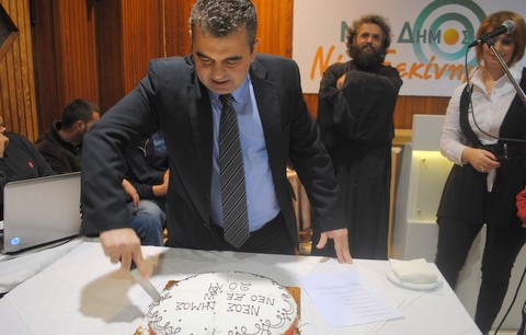 Έκοψε πίτα ο Λευτέρης Ραβιόλος στην Κάρυστο