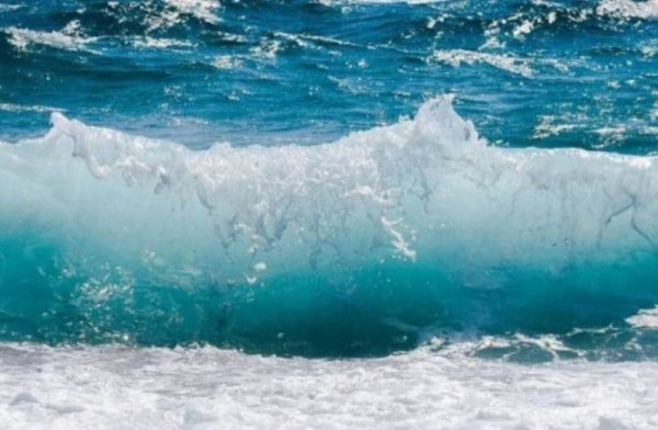 Πτώμα γυναίκας βρέθηκε στη θάλασσα