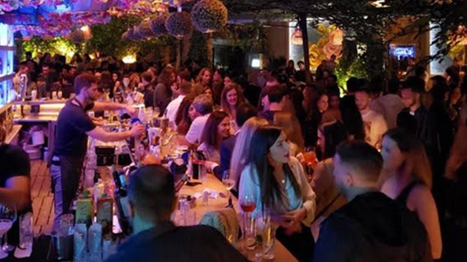 Πρόστιμο 50.000 ευρώ σε μπαρ για συνωστισμό