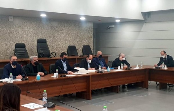 ΒΟΡΕΙΟΣ ΕΥΒΟΙΑ: Ευρεία σύσκεψη για την πορεία των έργων στους πυρόπληκτους Δήμους