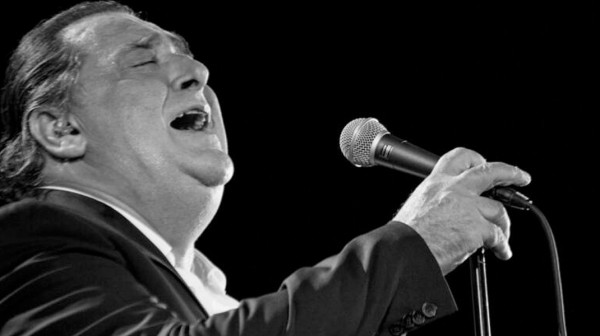 ΒΑΣΙΛΗΣ ΚΑΡΡΑΣ: Νεαρός καλλιτέχνης κυκλοφόρησε τραγούδι αφιερωμένο στη μνήμη του (Video)