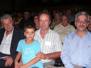 Θεατρική παράσταση για τον Στέλιο Καζαντζίδη