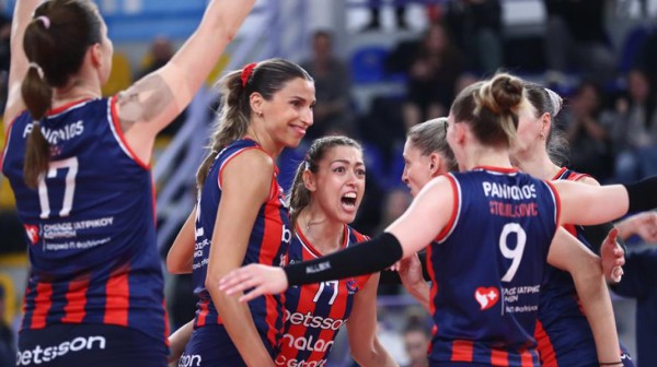 ΧΑΛΚΙΔΑ - FINAL 4 ΚΥΠΕΛΛΟΥ ΒΟΛΕΪ ΓΥΝΑΙΚΩΝ: Θήρα και Πανιώνιος στον τελικό, έστειλαν σπίτι ΠΑΟΚ και Ολυμπιακό