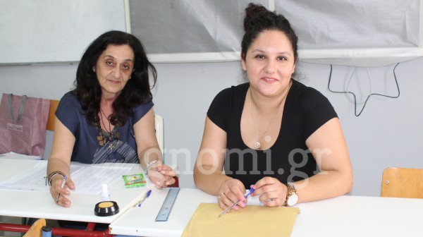 ΕΚΛΟΓΕΣ 2023: Μαμά και κόρη έμειναν μόνες τους...