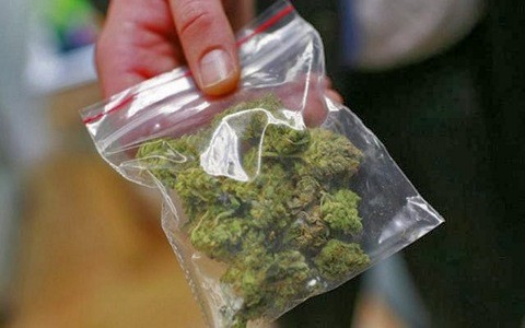 Σύλληψη 24χρονου για ναρκωτικά