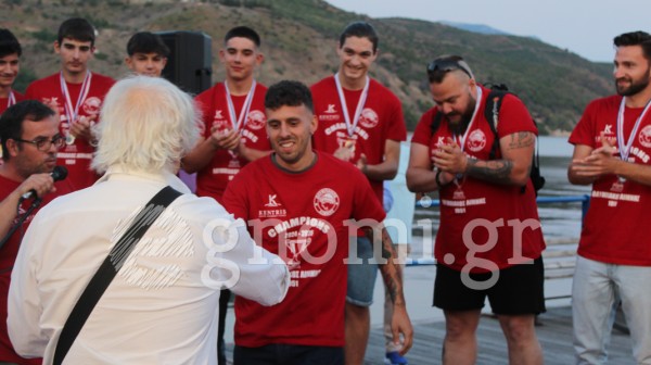 Έκπληξη με Δημήτρη Ζουζουλή στη φιέστα του Ολυμπιακού Λίμνης: Μου λείπει το ποδόσφαιρο στην Εύβοια!