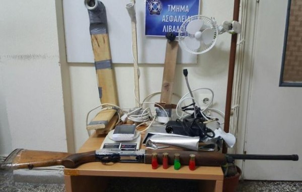 Εργαστήριο υδροπονικής καλλιέργειας χασίς στο σπίτι 60χρονου