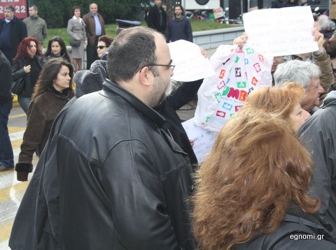 Αγανακτισμένος και ο Αντώνης