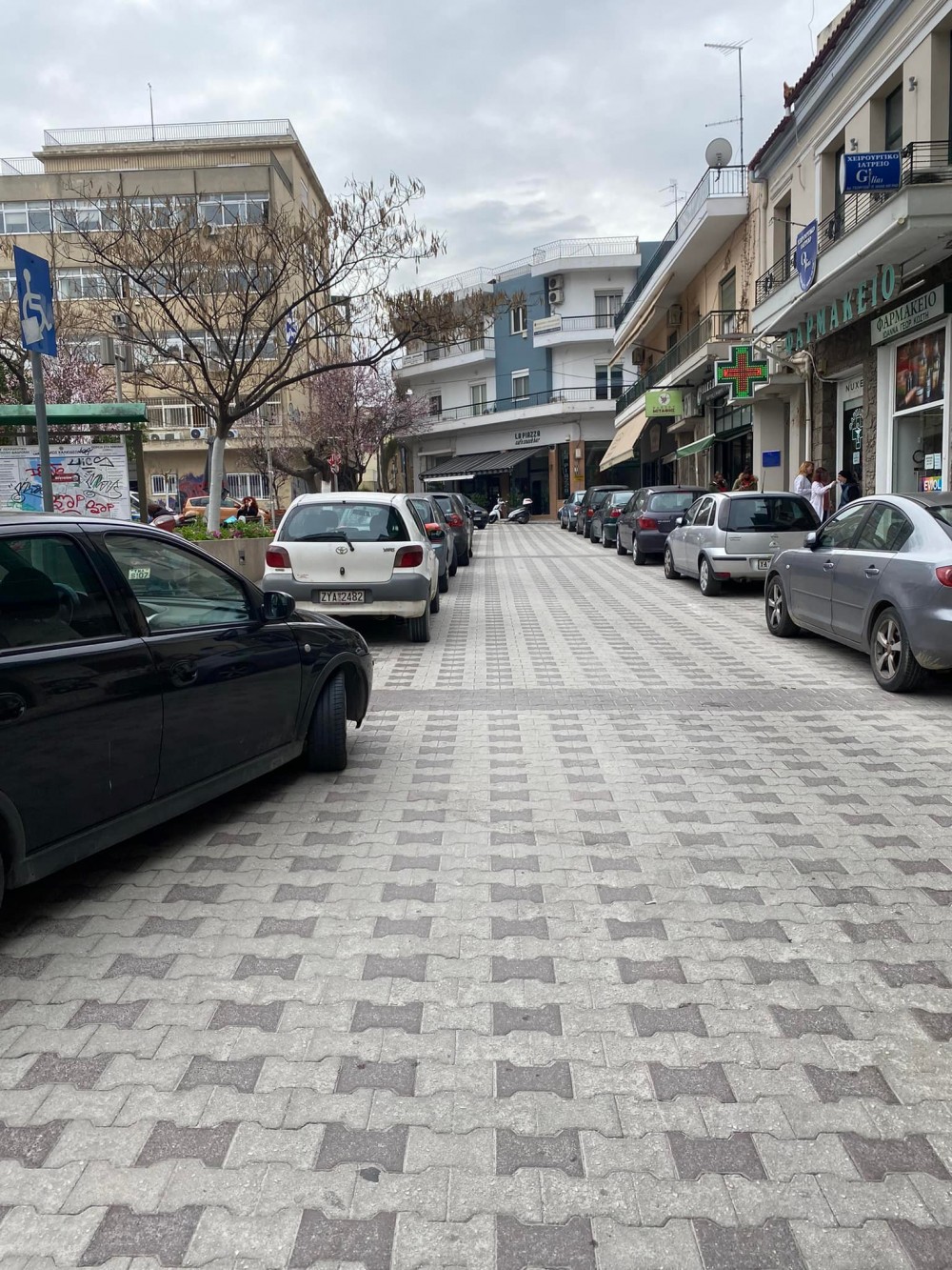 ΧΑΛΚΙΔΑ- ΑΓΙΑ ΒΑΡΒΑΡΑ: Ξεκινούν οι εργασίες αντικατάστασης κυβολίθων στην οδό Ισαίου