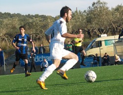ΑΟ ΚΥΜΗΣ-ΛΕΥΚΑΔΙΑ 1-0: Ο Τσομπάνης έσπασε το αήττητο