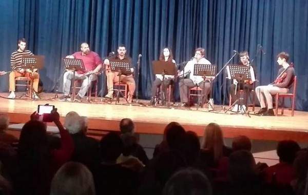 Ομιλίες και τραγούδια για την παγκόσμια ημέρα κατά του καρκίνου