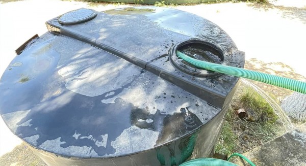 ΠΟΛΙΤΙΚΑ: Οι εθελοντές επισκεύασαν την δεξαμενή