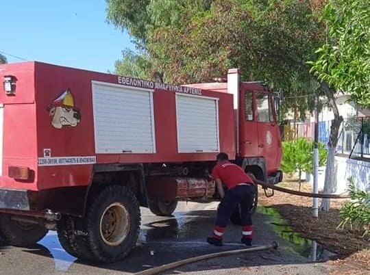 ΑΜΑΡΥΝΘΟΣ: Έκλεψαν πετρέλαιο από Πυροσβεστικό όχημα και του προξένησαν ζημιά