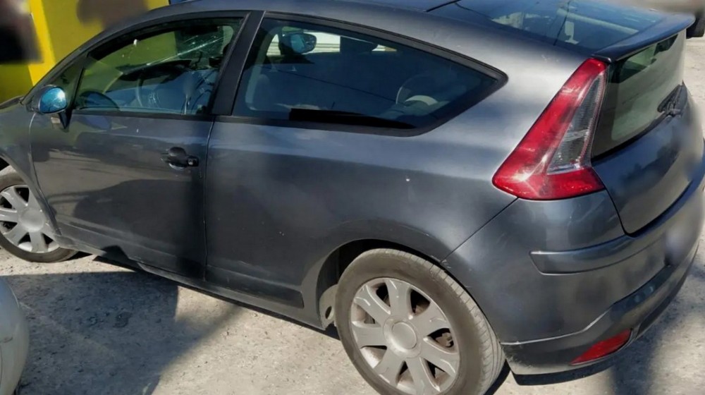 Με αυτό το αυτοκίνητο εξαπατούσε γυναίκες σε χωριά του Δομοκού