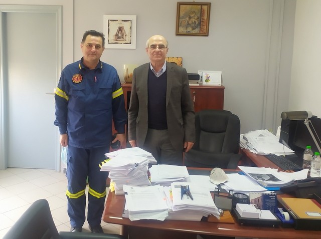 Ο Αρχιπύραρχος Θεοφιλόπουλος επισκέφτηκε τον Δήμαρχο Κύμης- Αλιβερίου
