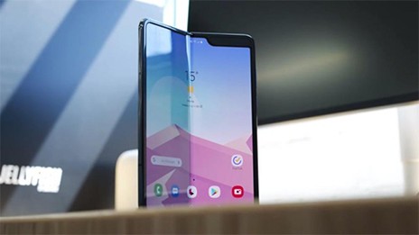 Πάει για Σεπτέμβρη το Samsung Galaxy Fold