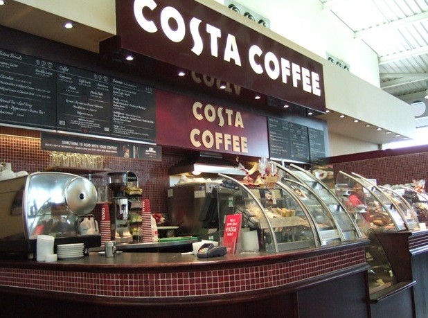 Εκλεισαν και τα Costa Coffee