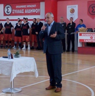 Ο Πρατσόλης σε πίτες και εγκαίνια
